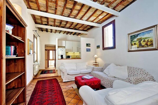 Téléviseur, livres