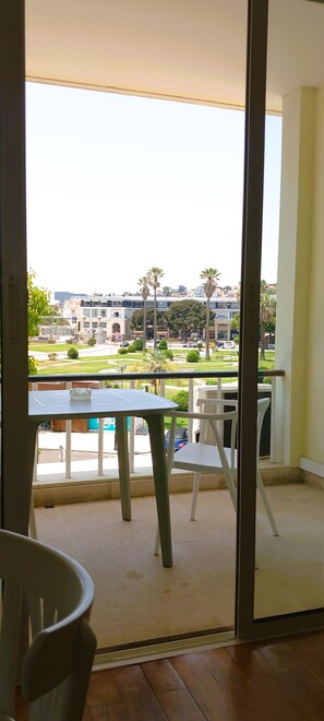 Interior - RENT4REST ESTORIL BEACHFRONT APARTMENTS - BALCONY STUDIO (Estoril)