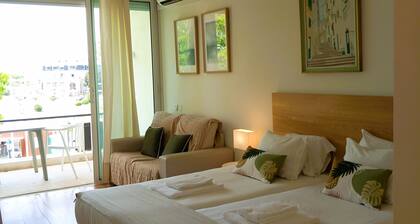 RENT4REST ESTORIL BEACHFRONT APARTMENTS - STUDIO MIT BALKON