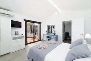 4 bedrooms, iron/ironing board, free WiFi, bed sheets - 114 - Villa Michelle (lh114) (Playa Blanca)