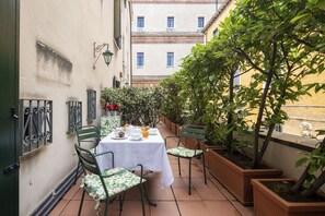 Ristorazione all'aperto