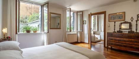 3 Schlafzimmer, Bügeleisen/Bügelbrett, Reisekinderbett, kostenloses WLAN