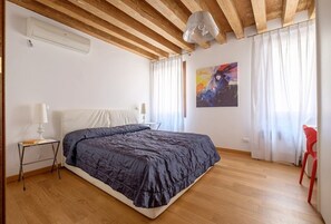 Room - Lion's 1 (Venice)