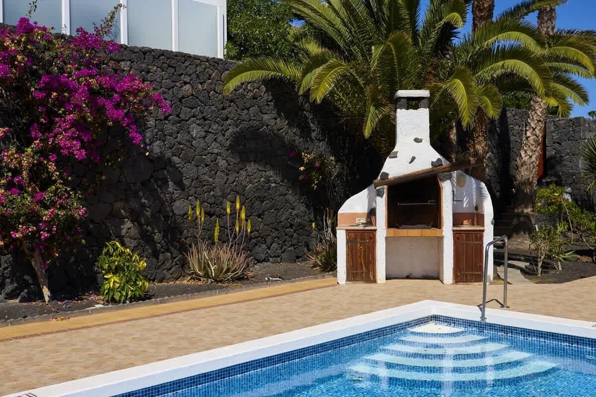 Et oppvarmet basseng