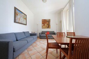 Interior - Rome, Trastevere, modern and comfortable apartment for 4 (Rome)