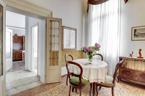 Dining - Venice, Cannaregio, apartment for 4 equipped with every comfort (Venezia)