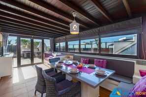 تناول الطعام