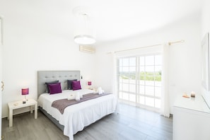 5 bedrooms, in-room safe, iron/ironing board, free WiFi