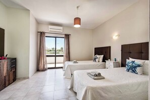 6 chambres, Wi-Fi, draps fournis