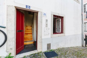 Exterior detail - RENT4REST LISBON DOWNTOWN TINY DUPLEX APARTMENT (Lisboa ciudad)