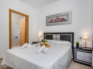 4 bedrooms, iron/ironing board, free WiFi, bed sheets - Villa Kobe - PlusHolidays (Moraira)