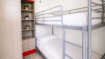 3 chambres, fer et planche Ă repasser, Wi-Fi gratuit, draps fournis