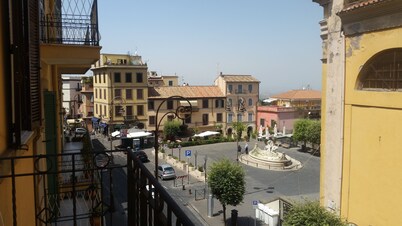 The SIRE house, historic apartment in city center