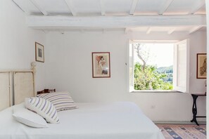 6 Schlafzimmer, Bügeleisen/Bügelbrett, Internetzugang, Bettwäsche