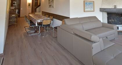 5 LAGHI APARTMENT MhD