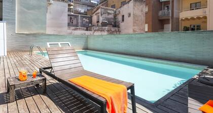 My Space Barcelona Duplex with Terrace and Pool near the Center for 8