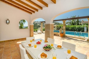 Outdoor dining - Promana - Villa Atenea, Moraira (El Portet) Pool, AirCon, WiFi (Moraira)