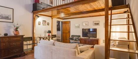 Televisión de pantalla plana y reproductor de DVD