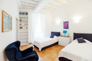 3 chambres, fer et planche à repasser, Wi-Fi gratuit, draps fournis