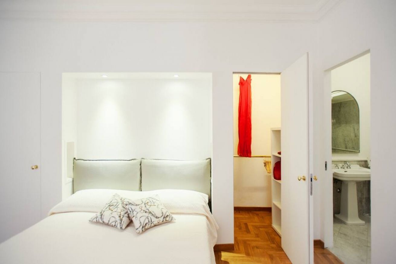 3 chambres, fer et planche à repasser, Wi-Fi gratuit, draps fournis