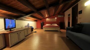 2 Schlafzimmer, Bügeleisen/Bügelbrett, WLAN, Bettwäsche