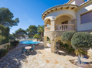 Pool - Villa Devis - PlusHolidays (Calpe)