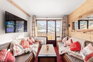 TV, DVD player, video library, stereo