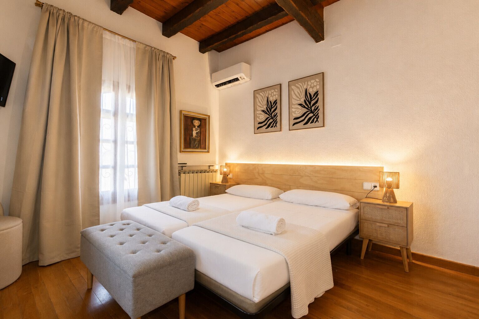 4 chambres, fer et planche à repasser, Wi-Fi gratuit, draps fournis