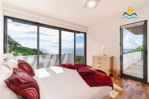 4 chambres, fer et planche à repasser, Wi-Fi, literie fournie