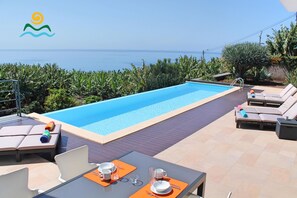 An infinity pool
