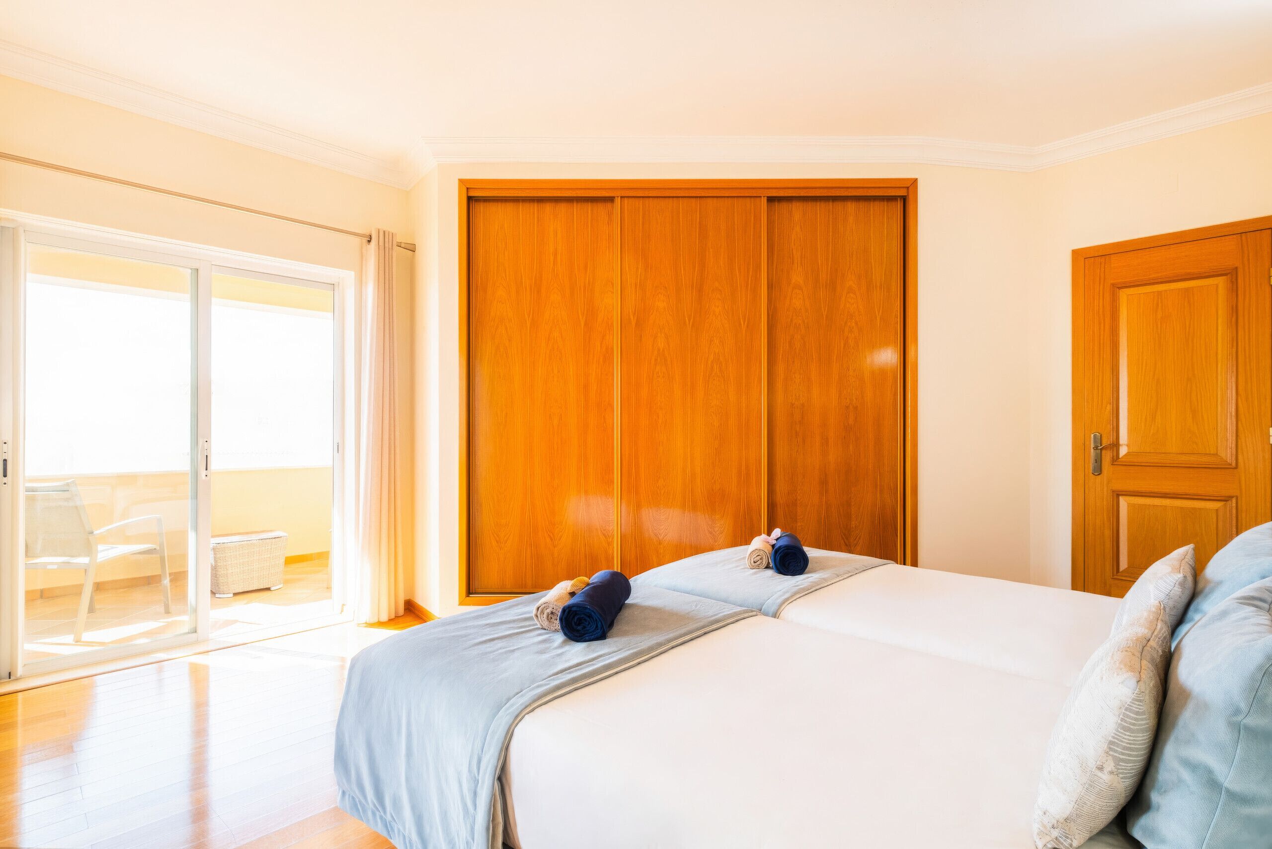 4 bedrooms, in-room safe, iron/ironing board, rollaway beds