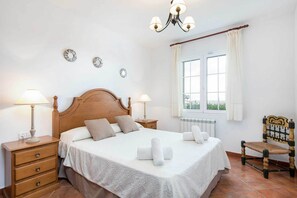 5 Schlafzimmer, WLAN, Bettwäsche