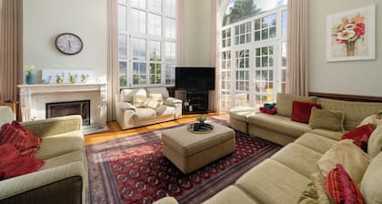 Great family villa in Funchal | Casa Petronella