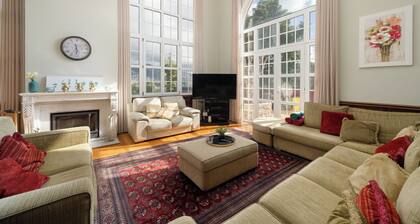 Great family villa in Funchal | Casa Petronella