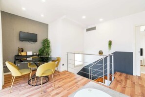 Dining - Central Penthouse with terrace Plaça Catalunya II (Barcelona)