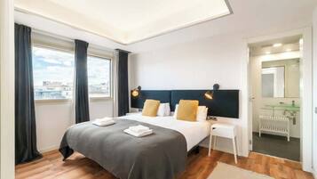 2 bedrooms, iron/ironing board, travel crib, WiFi