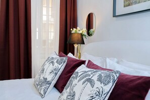 2 chambres, fer et planche à repasser, Wi-Fi gratuit, draps fournis