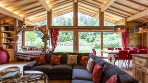 Smart TV, fireplace, video games, DVD player