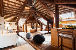 1 bedroom, iron/ironing board, WiFi, bed sheets - Romantico appartamento con terrazza in legno (Venezia)