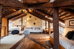 1 chambre, fer et planche à repasser, Wi-Fi, literie fournie