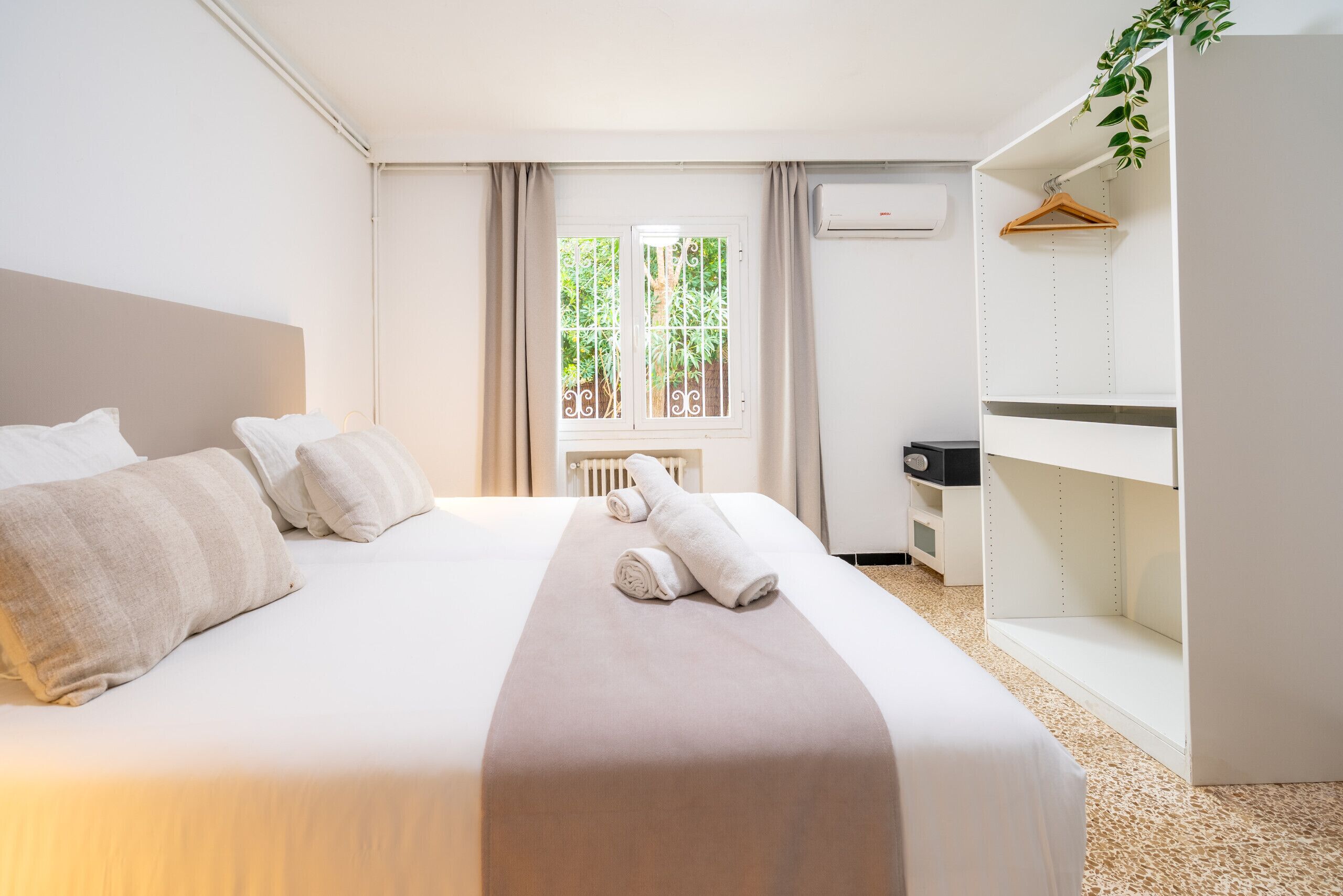 6 slaapkamers, reisbedje, gratis wifi, beddengoed