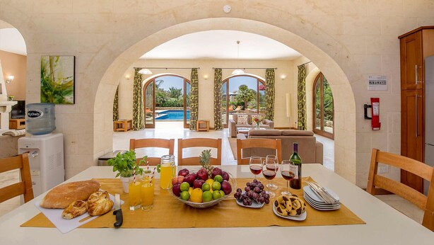 Dining - The Olives Holiday Home (San Lawrenz)