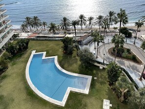 Udendørs pool