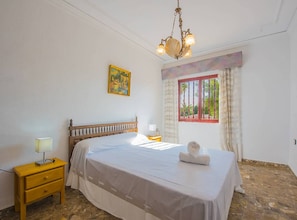 11 habitaciones, tabla de planchar con plancha y wifi gratis 