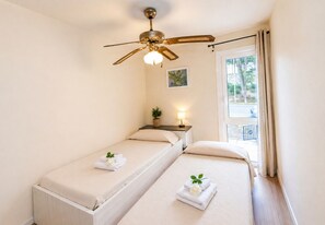 1 bedroom, iron/ironing board, free WiFi, bed sheets - Sea View Apartment in Cap Salou (Salou)