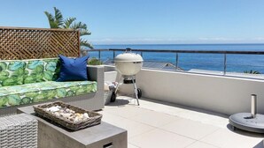 Unclassified image, 4 of 14, button - Jumeirah Blue - Four Bedroom House, Sleeps 8 (Cape Town)
