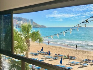 On the beach - LEVANTE SEAFRONT BEACH BLUELINE R003 (Benidorm)