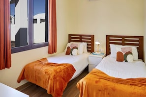 4 chambres, bureau, fer et planche Ă repasser, Wi-Fi
