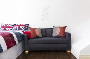 City Apartment, City View | Iron/ironing board, free WiFi, bed sheets - Brick Lane Flats (London)