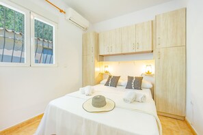3 chambres, fer et planche Ă repasser, Wi-Fi gratuit, draps fournis